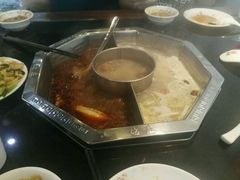 -重庆德庄火锅(体育中心店)