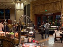 -怡聚轩全日制自助餐厅(大中华喜来登酒店)