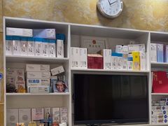 -雅致口腔门诊部(五羊邨地铁店)