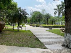 -广东外语外贸大学(白云山校区)