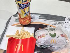 -麦当劳(深圳北站高铁店)