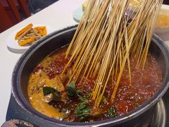 -钢管厂五区小郡肝串串香(蜀都万达店)