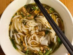 -矮子粉店1985·长沙米粉(湘春路店)