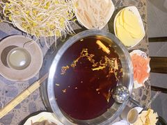 -肖肖酸萝卜鱼火锅(总店)