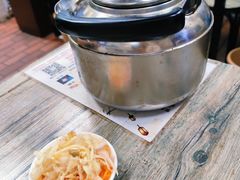 -溢香园昼夜抓饭店(揽秀园街店)