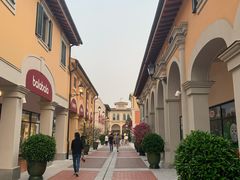 -佛罗伦萨小镇广佛名品奥特莱斯(疏港路店)