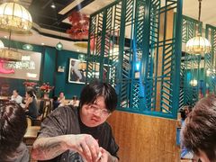 -黄泥岗·地道湖北菜(奥特莱斯店)