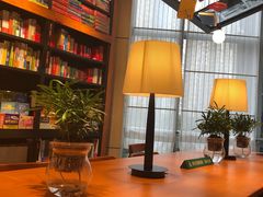 -西西弗书店&矢量咖啡(凯德晶萃广场店)