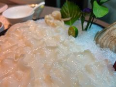 加拿大象拔蚌-協成海鮮火鍋(老店)