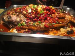 -鸣记脆皮烤鱼·海鲜烤鱼(三八广场店)