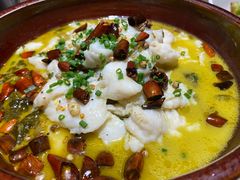 酸菜巴沙鱼片-大碗先生(万家丽店)