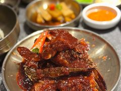 -草家酱蟹炭火烤肉店(珲春南路二店)