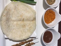 -三个大叔烤羊肉串·歌手驻唱·碳烤鲜肉(西三旗店)