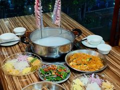-渔意坊·千层无骨鱼粥底火锅·20年顺德菜(普君店)