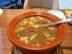 -有红鸡毛店·川菜(建设路店)