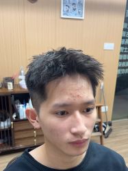 -纯剪男士理发馆·烫染专业店