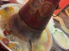 清水锅-京炭铜锅涮肉·羊蝎子·羊肉炉(保利·时光里店)