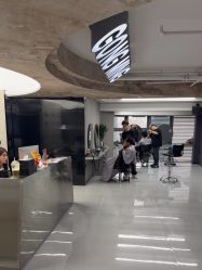 -宫铭烫发染发接发店