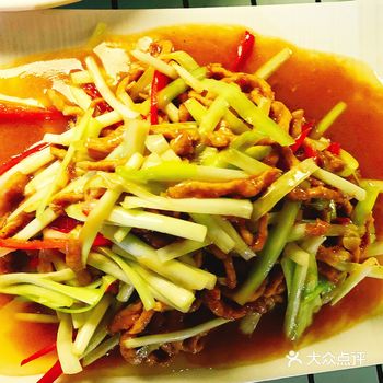 首先不得不说，这是民宿里最好吃的一家川菜餐厅