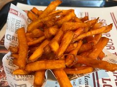-The Habit Burger Grill 哈比特汉堡(复兴soho店)
