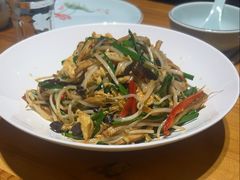 -肘子酥·天津菜·特色捞面(德云社店)