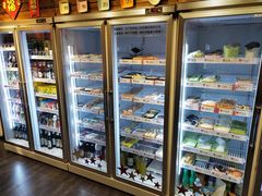 面包甜点陈列柜-四喜小胖·北京涮肉(五道营店)