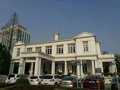 -南京双门楼宾馆(盐仓桥地铁站阅江楼店)