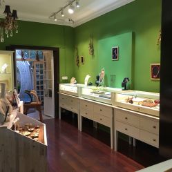 店内环境-HeyJewel全球独立设计师原创首饰集合店