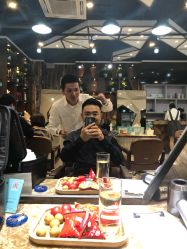 -PE SALON