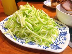 -老天桥酱肉烧饼夹肘子(天桥店)
