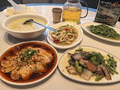 -华冠悠岚·庭院餐厅(青城后山店)