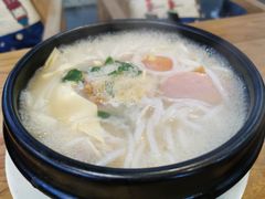 三鲜砂锅米线-双桥园·云南过桥米线(古城南门店)