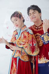 -雪中彩影婚纱摄影·微光艺术中心