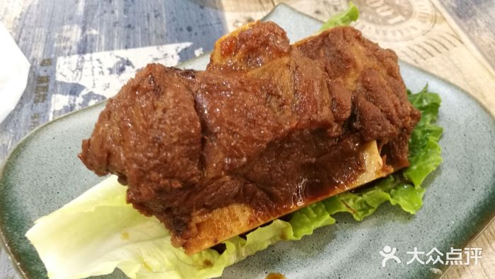 衡哥肉铺手撕黄牛骨图片