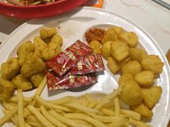 -乡土黄·鲜牛肉火锅·小龙虾(兴业街店)