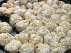 -依云煎包店