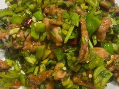 怪味牛柳-恩宏德餐馆(平山道店)