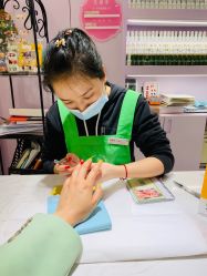 -孔雀手美甲美睫护理