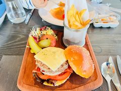-蔚蓝阁餐厅·Brunch·牛排·威士忌·红酒