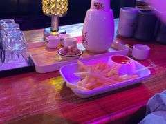 -喜鹊音乐酒馆(西街店)