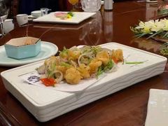 -姜君·千岛湖鱼头馆(浦东大道店)