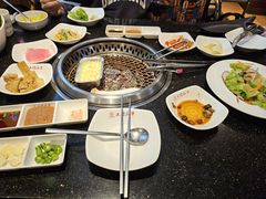 -木槿花韩式炭烤·熟成肉工坊(孙文东路店)