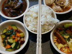-一两饭川味素食餐厅