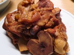 招牌酱大骨-关东小磨东北菜(上海长风大悦城店)