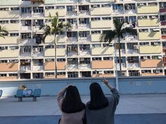 -彩虹村