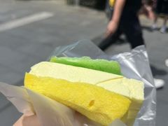 -詹爷爷乌节路街头冰淇淋