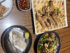 -蚝堡海鲜·威海菜·海肠捞饭·烧烤·亚洲吃蚝公司(幸福门店)