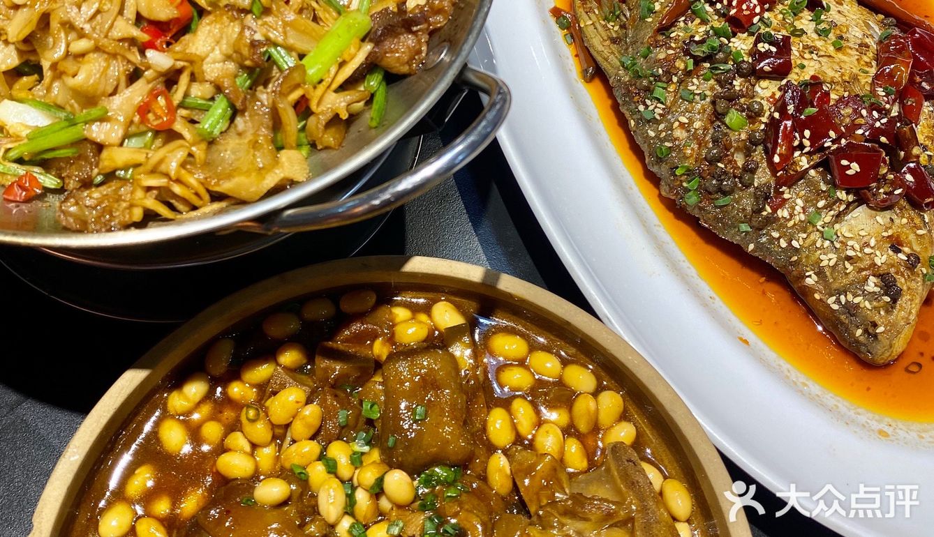 只有我发现了藏在民生路的这家川菜馆吗？狂喜！