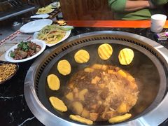 -袁小二大东北铁锅炖(吉祥村总部)