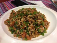 -香巴拉云南餐厅(华莱坞店)